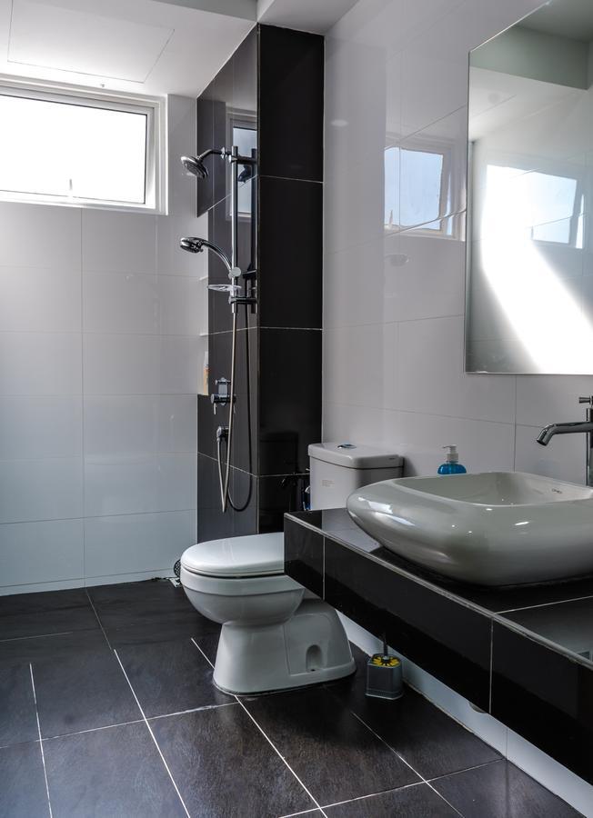 באייאן לפאס Southwest Designer Suite By D Imperio Homestay Penang מראה חיצוני תמונה