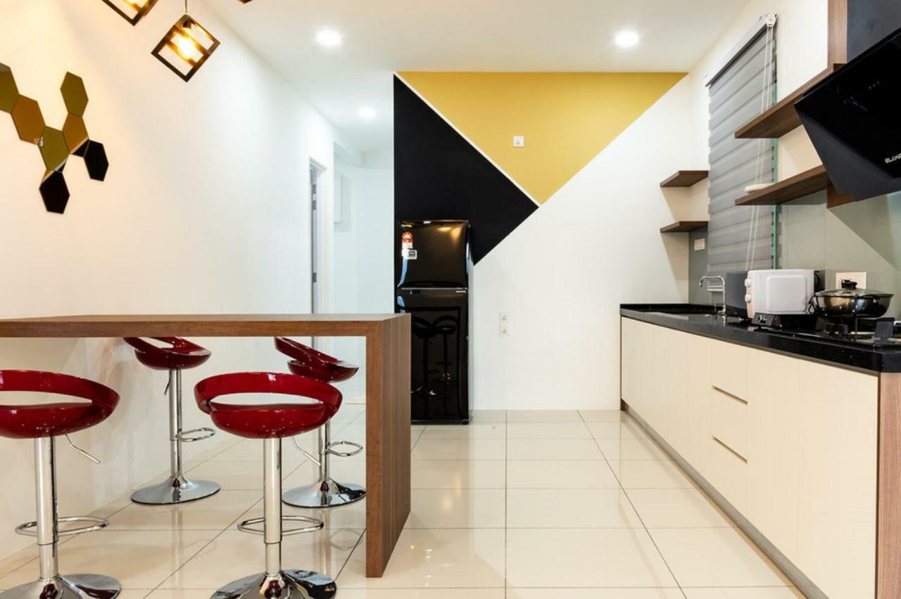 באייאן לפאס Southwest Designer Suite By D Imperio Homestay Penang מראה חיצוני תמונה